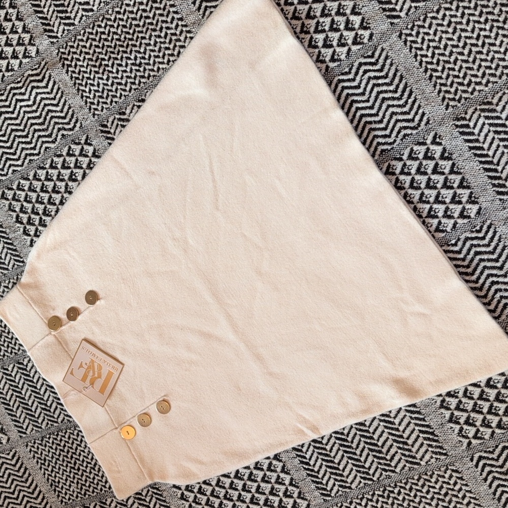 Rich & Famous Cream Skirt with Gold Accents